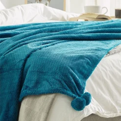 Manta De Poliéster Azul Turquesa 200 X 220 Cm SAITLER -Descansaya Tienda De Ventas 5880daf4b41d26edfcc6ebcd85c540b1fa5828f6 1ba7efb1ffb246ff988035a17294a6d0