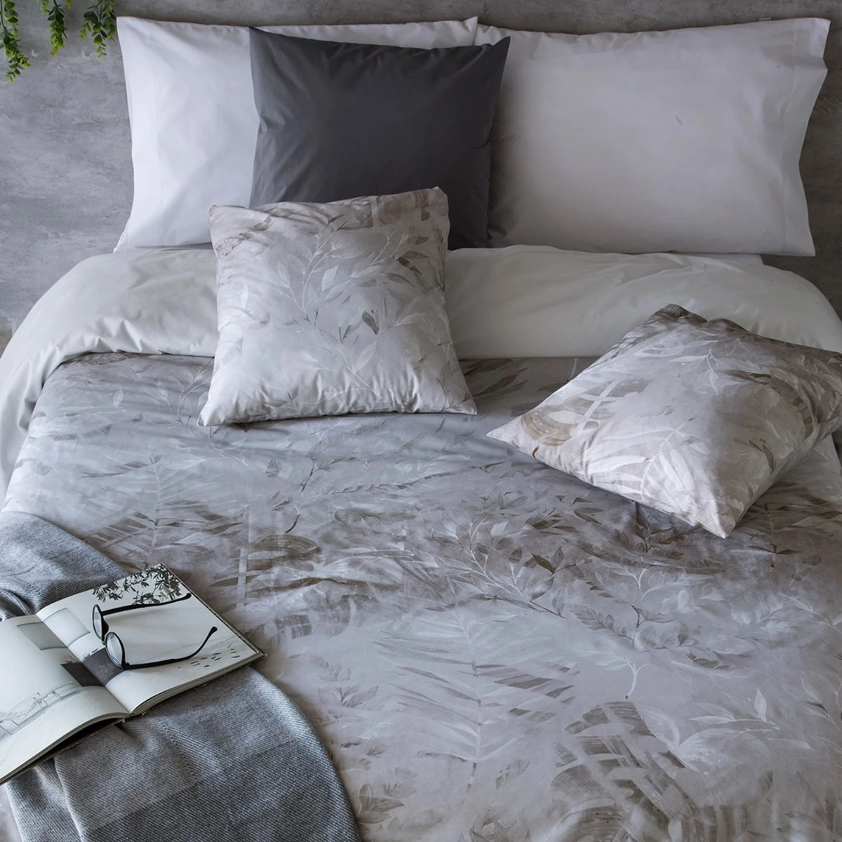 Guy Laroche 2 Cuadrantes LANKA 65x65 Cm Gris 4 Guy Laroche 2 Cuadrantes LANKA 65x65 Cm Gris - Image 2