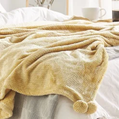 Manta De Poliéster Amarillo Mostaza 150 X 200 Cm SAITLER 13 Manta De Poliéster Amarillo Mostaza 150 X 200 Cm SAITLER -Descansaya Tienda De Ventas 7ef10e7372a97405fbcfdbda2f9367982fb39b2d 9aa7b71464664d17bde4bf16b6e305eb