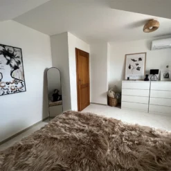 Manta De Acrílico Marrón Claro 150 X 200 Cm DELICE -Descansaya Tienda De Ventas 95ec08d3bdcc66020b73808f0a8d5feb632c4c2a f1fdd5e21c7d43f6815a112c121bf251