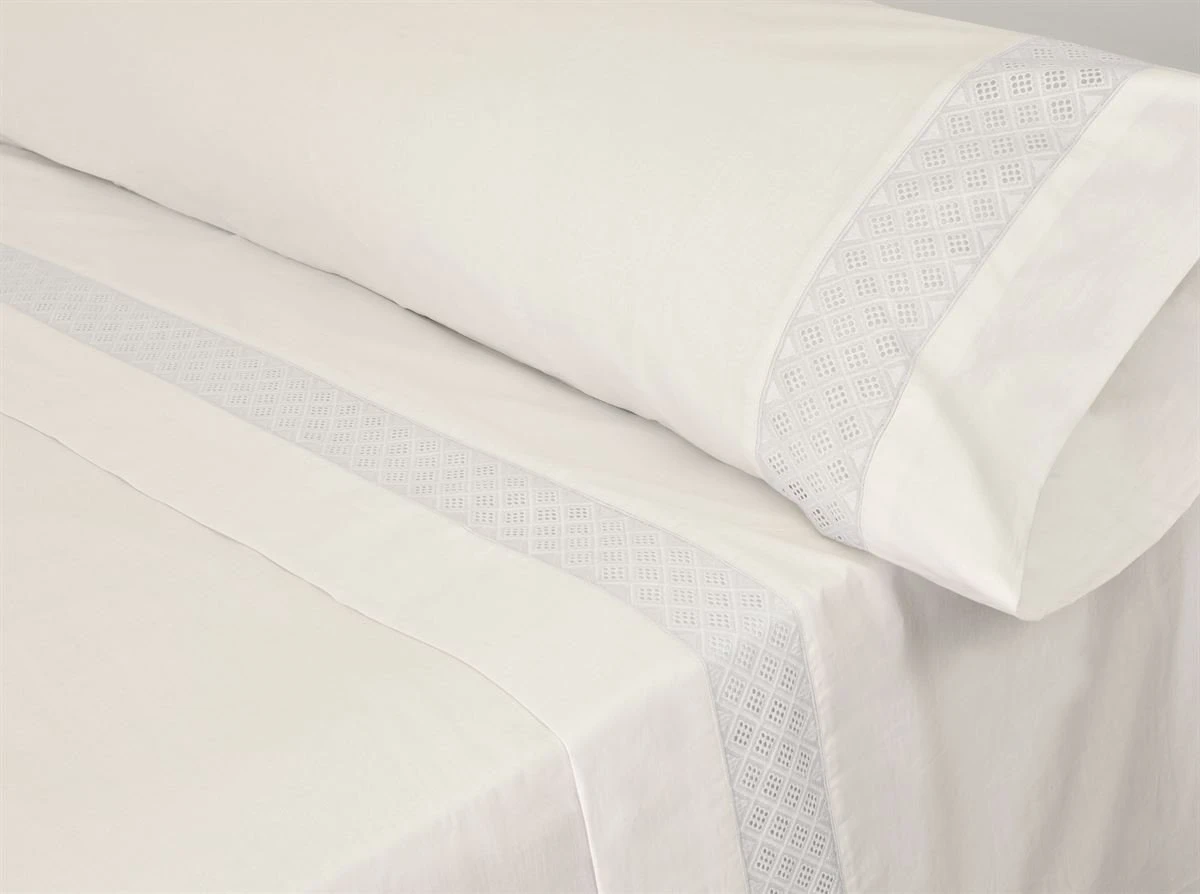 Juego Sábanas ELISA Beige 4 Juego Sábanas ELISA Beige - Image 2