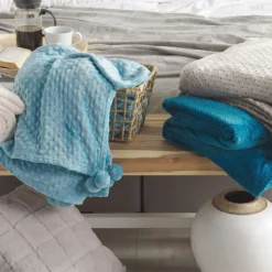 Manta De Poliéster Gris Claro 200 X 220 Cm SAMUR -Descansaya Tienda De Ventas cca66e4483f1c5416d916dbd524325e24ecfcb30 6061d8ea8cc74955ae77842d79e975e4